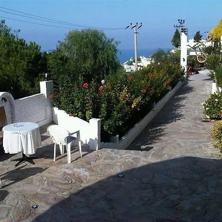 West Ada Hotel&spa 3*