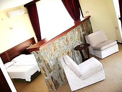 West Ada Hotel&spa Szálloda