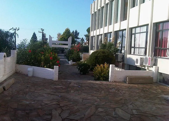 Ξενοδοχείο West Ada Hotel&spa