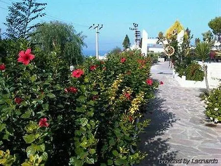 West Ada Hotel&spa Κουσάντασι