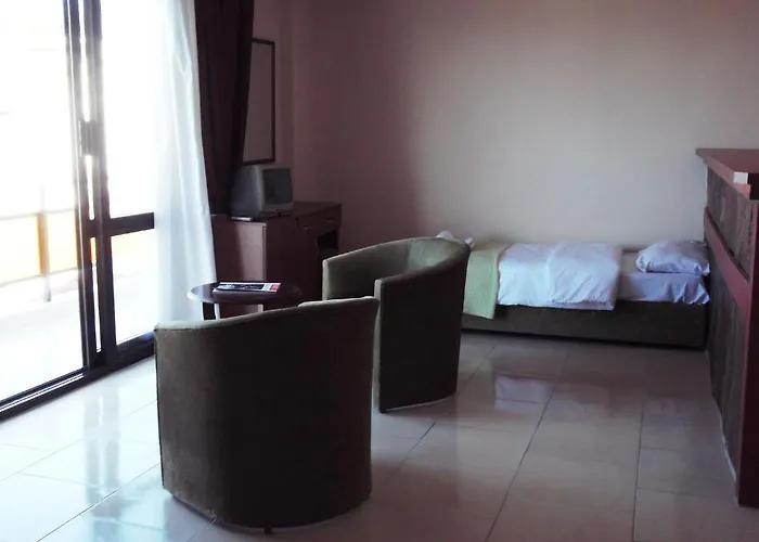 West Ada Hotel&spa Κουσάντασι